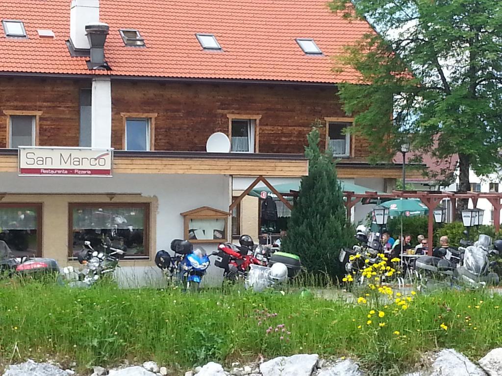 Gasthaus Traube Bichlbach Exterior foto